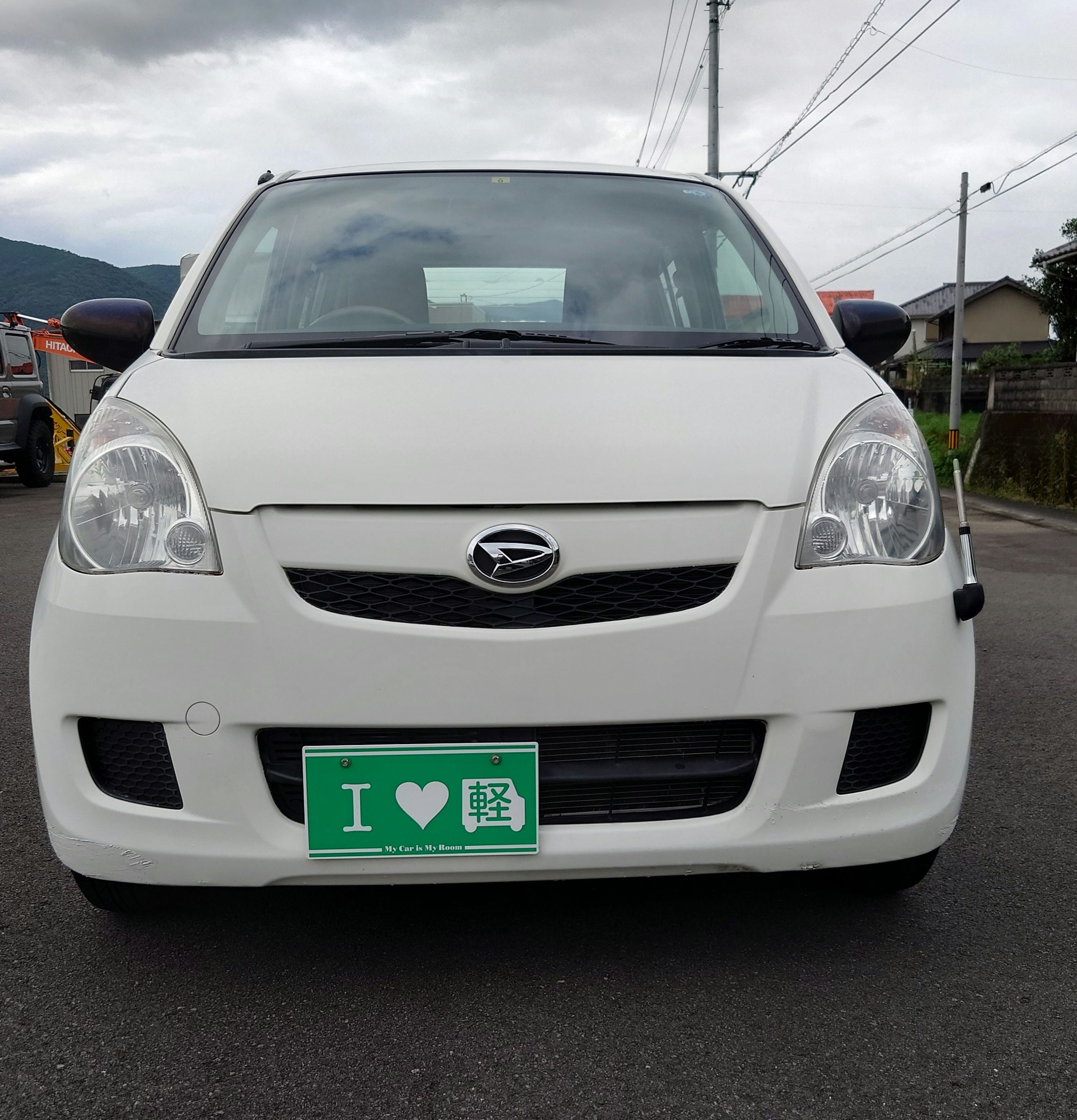 【徳島県三好郡】ダイハツ・ミラ5速マニュアル4WD販売ご成約🚘