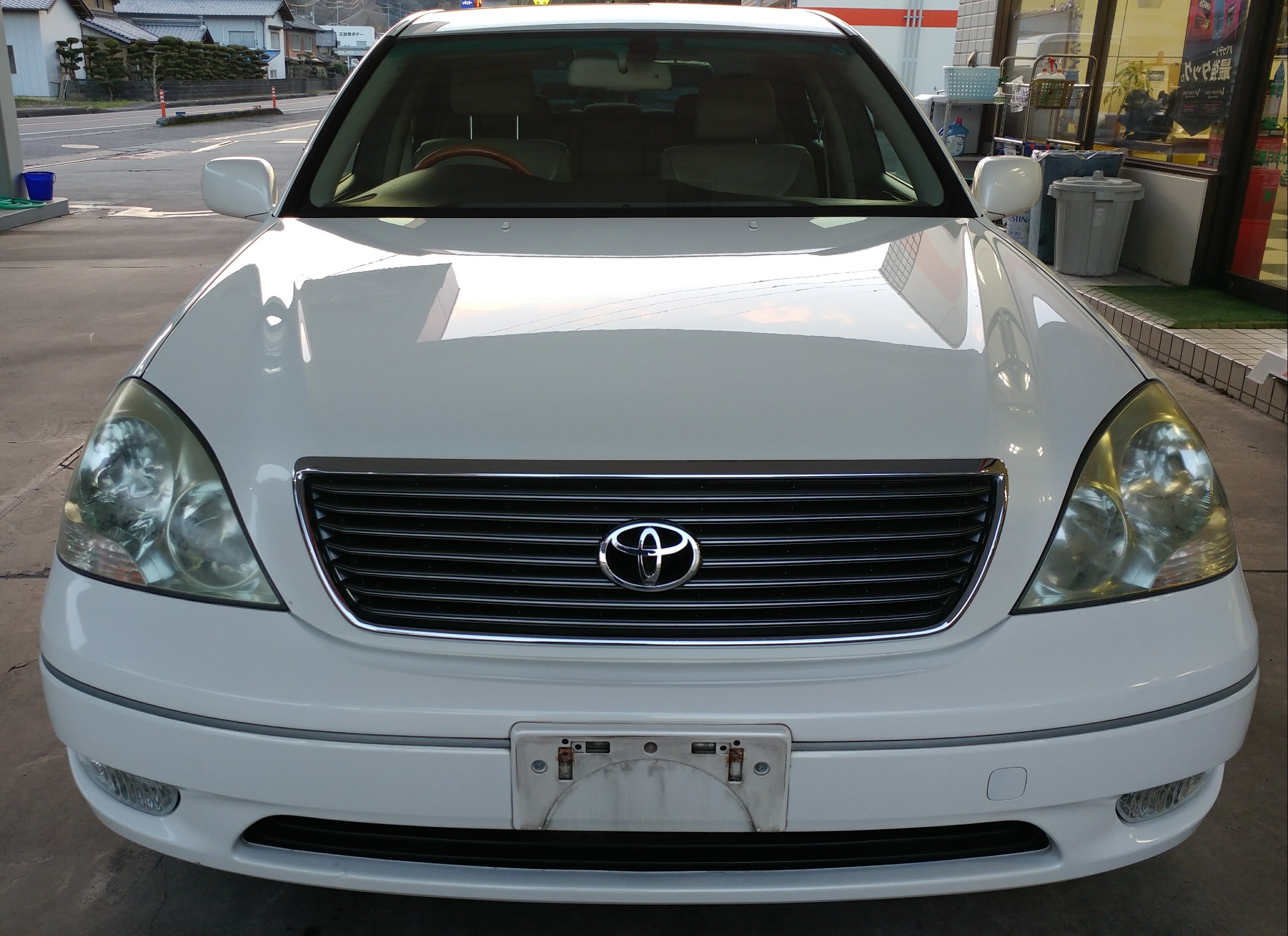 トヨタ・セルシオUCF30型の買取事例